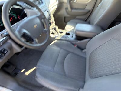 2015 Chevrolet Traverse LS   - Photo 17 - Indianapolis, IN 46226