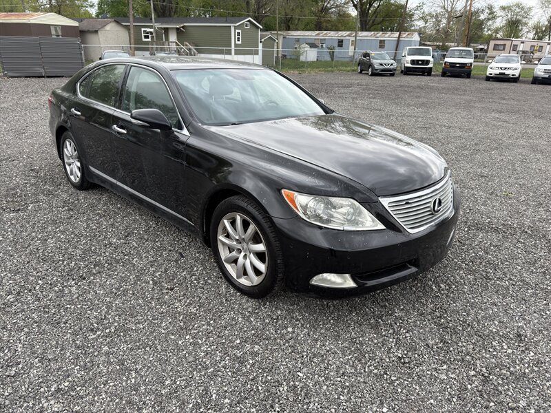 2010 Lexus LS 460   - Photo 1 - Indianapolis, IN 46226