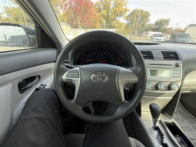 2007 Toyota Camry LE - Photo 16 - Indianapolis, IN 46226