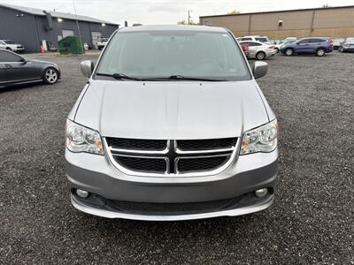 2016 Dodge Grand Caravan SXT   - Photo 2 - Indianapolis, IN 46226