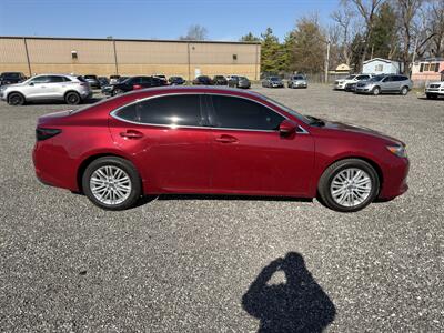 2015 Lexus ES 350   - Photo 8 - Indianapolis, IN 46226