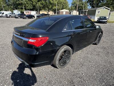 2014 Chrysler 200 LX   - Photo 7 - Indianapolis, IN 46226