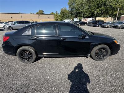 2014 Chrysler 200 LX   - Photo 8 - Indianapolis, IN 46226