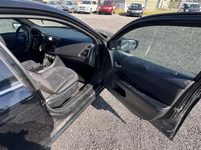 2014 Chrysler 200 LX   - Photo 9 - Indianapolis, IN 46226