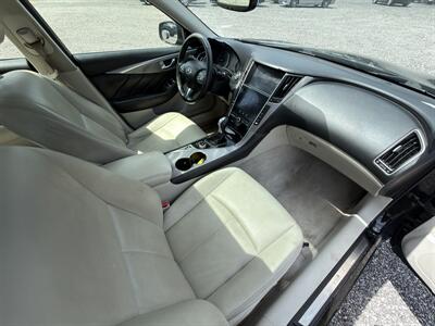 2016 INFINITI Q50 2.0T - Photo 10 - Indianapolis, IN 46226