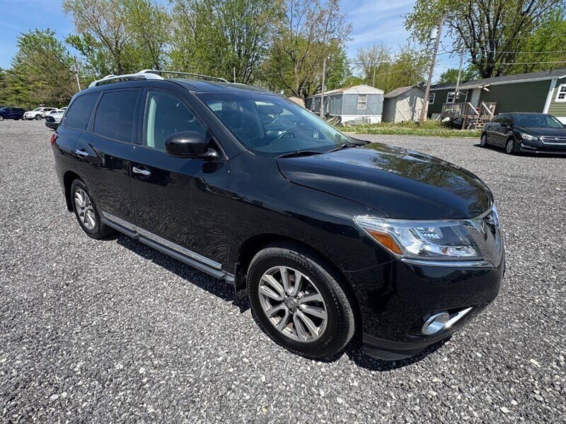2015 Nissan Pathfinder S  