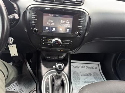 2019 Kia Soul +   - Photo 19 - Indianapolis, IN 46226