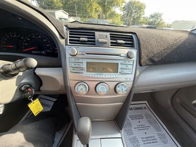 2009 Toyota Camry - Photo 18 - Indianapolis, IN 46226