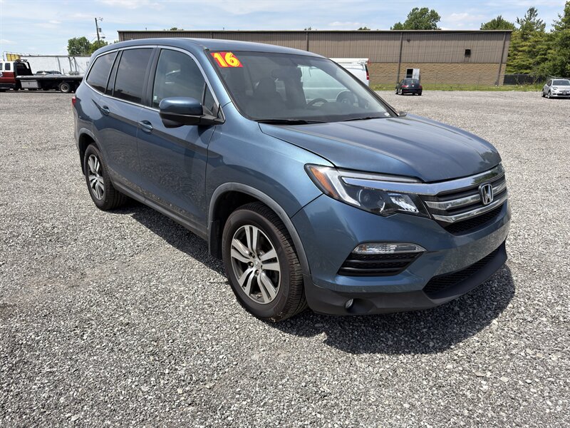 2016 Honda Pilot EX-L   - Photo 1 - Indianapolis, IN 46226
