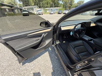 2023 Tesla Model Y Long Range Dual Motor - Photo 15 - Indianapolis, IN 46226
