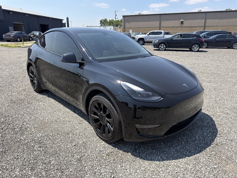 2023 Tesla Model Y Long Range Dual Motor  
