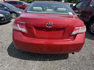 2010 Toyota Camry LE   - Photo 2 - Indianapolis, IN 46226