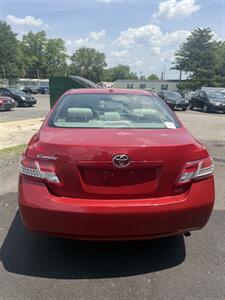 2010 Toyota Camry LE   - Photo 7 - Indianapolis, IN 46226