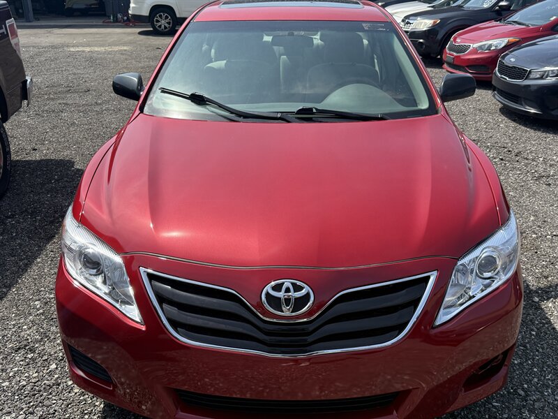 2010 Toyota Camry LE - Photo 1 - Indianapolis, IN 46226