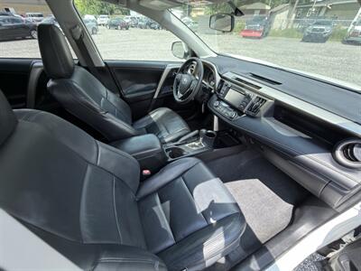 2015 Toyota RAV4 XLE - Photo 10 - Indianapolis, IN 46226