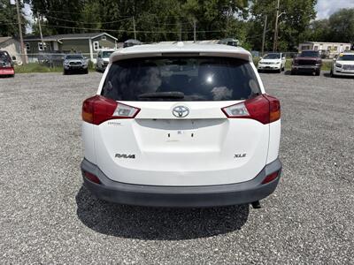 2015 Toyota RAV4 XLE - Photo 6 - Indianapolis, IN 46226