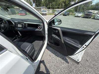 2015 Toyota RAV4 XLE - Photo 9 - Indianapolis, IN 46226