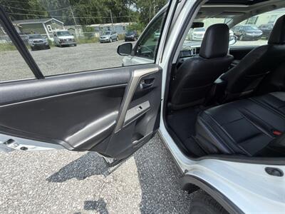 2015 Toyota RAV4 XLE - Photo 14 - Indianapolis, IN 46226