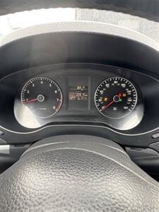 2013 Volkswagen Jetta SE   - Photo 9 - Indianapolis, IN 46226