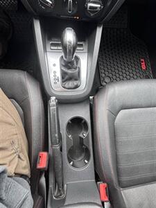 2013 Volkswagen Jetta SE   - Photo 12 - Indianapolis, IN 46226