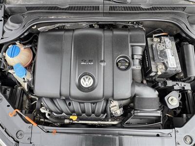2013 Volkswagen Jetta SE   - Photo 8 - Indianapolis, IN 46226