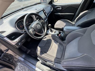 2015 Jeep Cherokee Latitude   - Photo 13 - Indianapolis, IN 46226