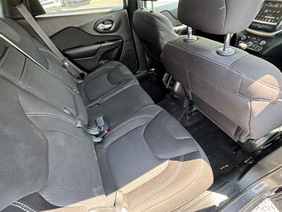 2015 Jeep Cherokee Latitude   - Photo 18 - Indianapolis, IN 46226