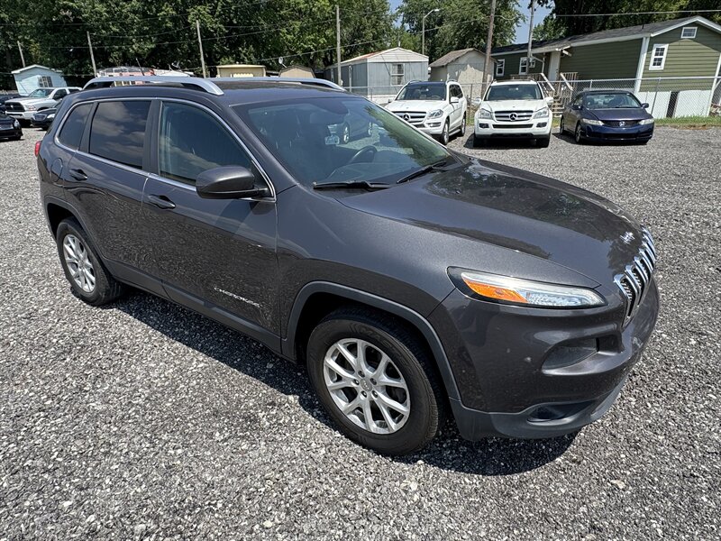 2015 Jeep Cherokee Latitude - Photo 1 - Indianapolis, IN 46226