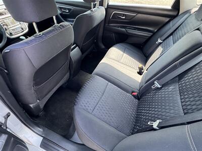 2017 Nissan Altima 2.5   - Photo 11 - Indianapolis, IN 46226