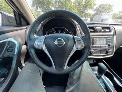 2017 Nissan Altima 2.5   - Photo 16 - Indianapolis, IN 46226