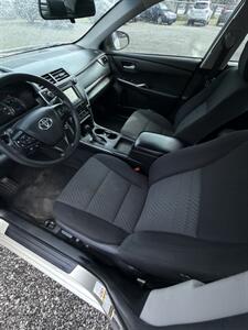 2015 Toyota Camry LE   - Photo 15 - Indianapolis, IN 46226