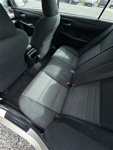 2015 Toyota Camry LE   - Photo 13 - Indianapolis, IN 46226