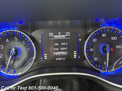 2020 Chrysler Pacifica Touring L - Photo 3 - North Salt Lake, UT 84010