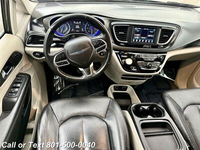 2020 Chrysler Pacifica Touring L - Photo 2 - North Salt Lake, UT 84010