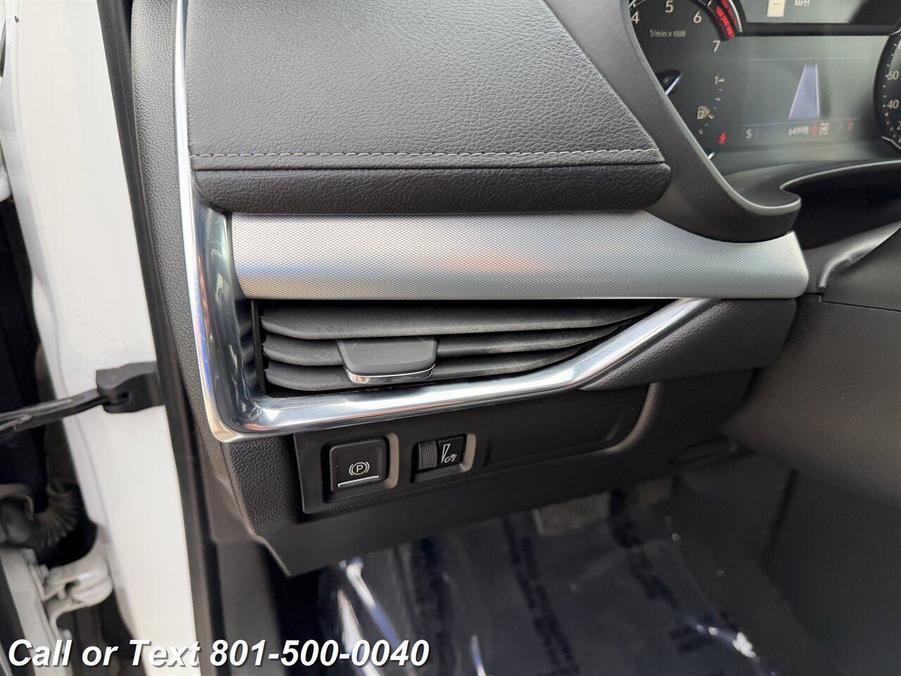 2019 Cadillac XT4 Premium Luxury - Photo 23 - North Salt Lake, UT 84010