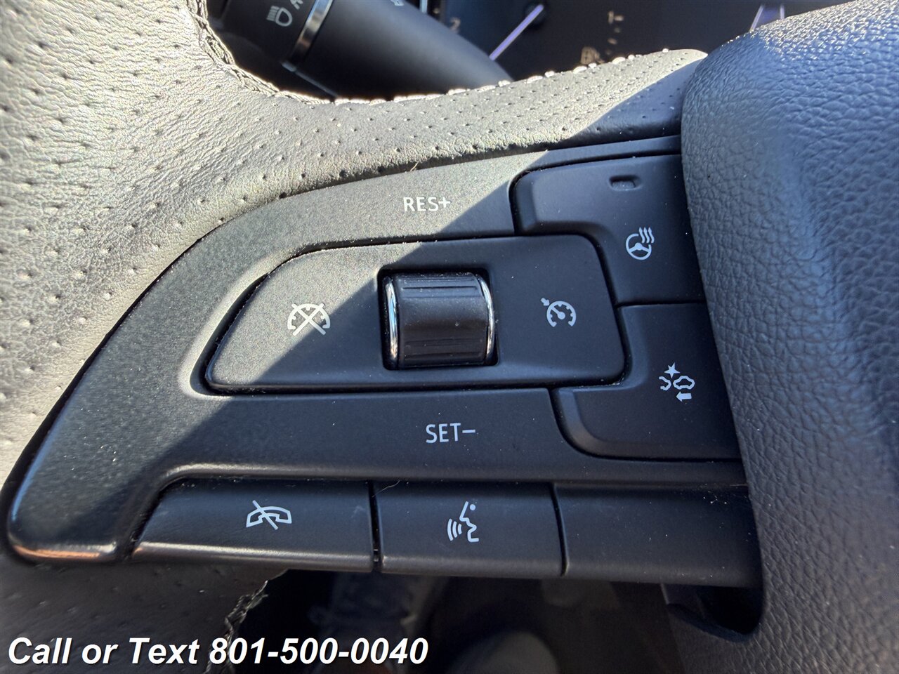 2019 Cadillac XT4 Premium Luxury - Photo 6 - North Salt Lake, UT 84010