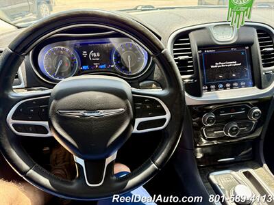 2018 Chrysler 300 Series Limited   - Photo 3 - North Salt Lake, UT 84010
