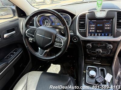 2018 Chrysler 300 Series Limited   - Photo 36 - North Salt Lake, UT 84010