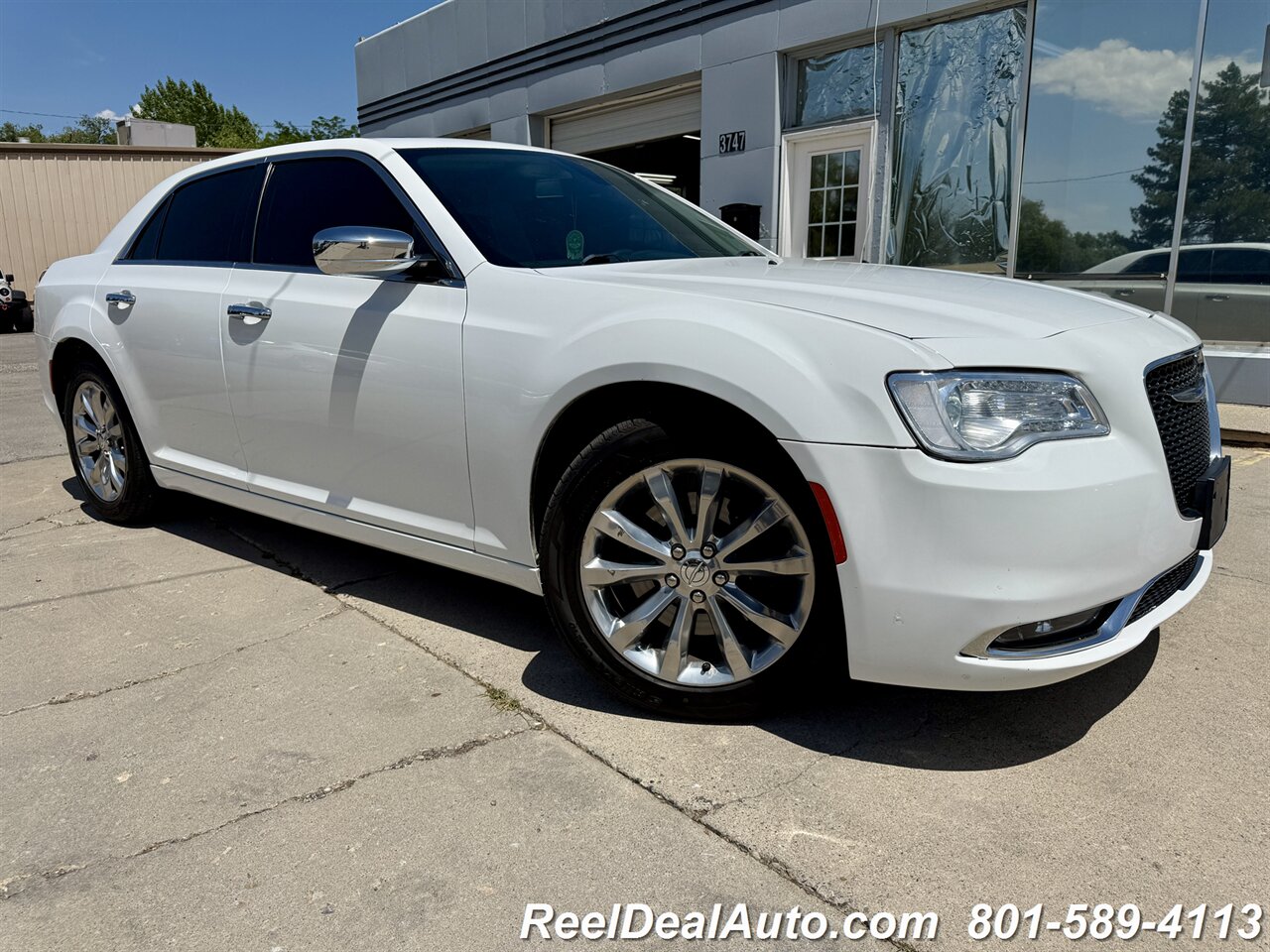 2018 Chrysler 300 Series Limited - Photo 1 - North Salt Lake, UT 84010