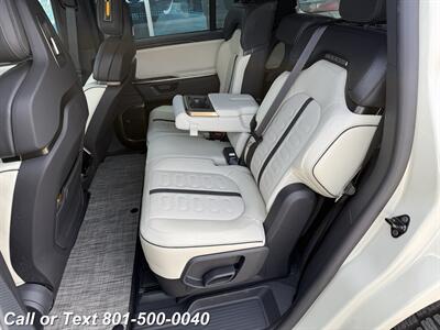 2025 Rivian R1S Adventure  California Dunes Edition - Photo 11 - North Salt Lake, UT 84010