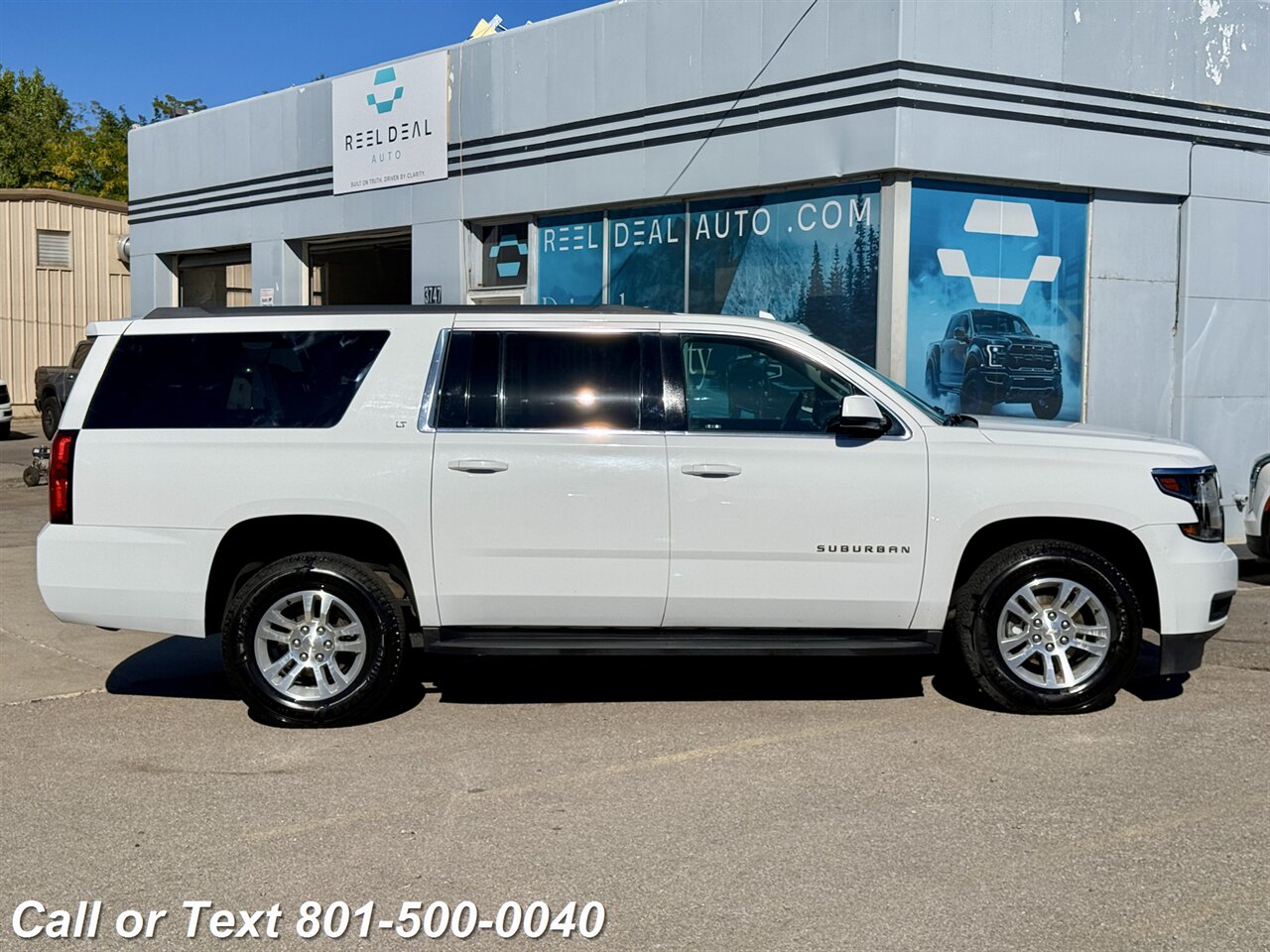 2019 Chevrolet Suburban LT - Photo 6 - North Salt Lake, UT 84010