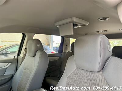 2015 Chevrolet Traverse LT   - Photo 2 - North Salt Lake, UT 84010