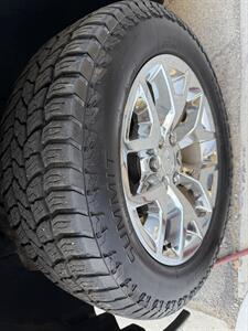 2014 GMC Sierra 1500 SLT - Photo 23 - North Salt Lake, UT 84010