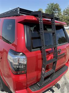 2021 Toyota 4Runner SR5   - Photo 32 - North Salt Lake, UT 84010