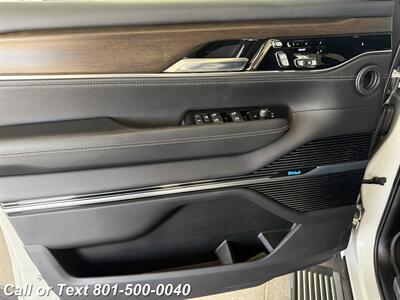 2022 Jeep Grand Wagoneer Series II   - Photo 31 - North Salt Lake, UT 84010