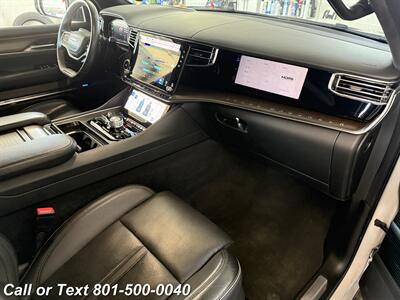 2022 Jeep Grand Wagoneer Series II   - Photo 44 - North Salt Lake, UT 84010