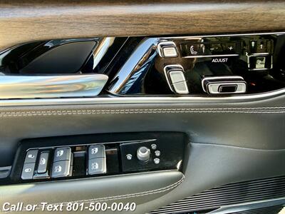 2022 Jeep Grand Wagoneer Series II   - Photo 13 - North Salt Lake, UT 84010