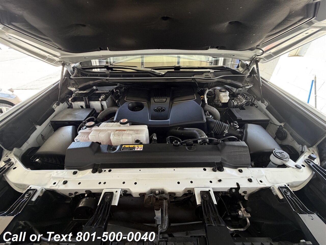 2025 Toyota Tundra Limited   - Photo 41 - North Salt Lake, UT 84010