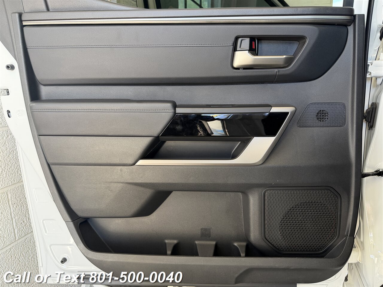 2025 Toyota Tundra Limited   - Photo 24 - North Salt Lake, UT 84010