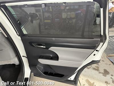 2021 Toyota Highlander XLE   - Photo 10 - North Salt Lake, UT 84010